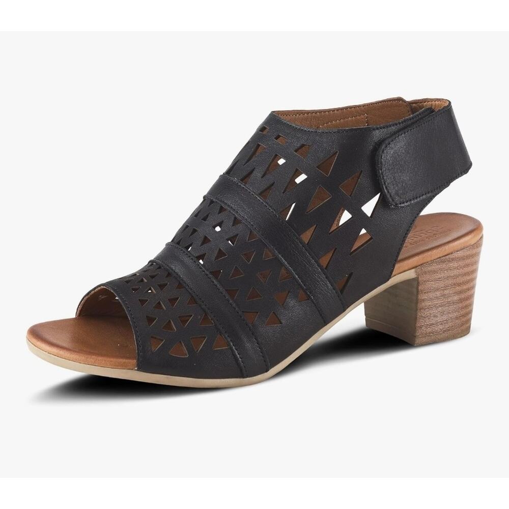 Spring Step Women's Dorotha Sandal, Black, Size 6.5-7